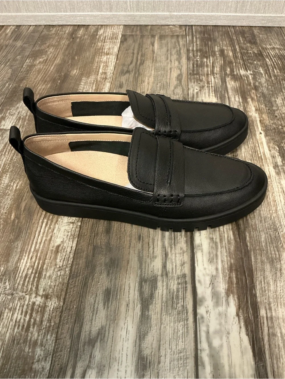 Vionic Women’s Black Leather Penny Loafer Slip-On Size 8.5 - Picture 8 of 16
